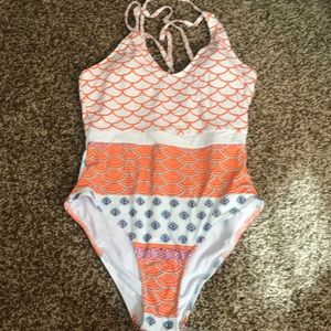 Cute Cupshe one piece swim. NWT!!👏🏻👏🏻